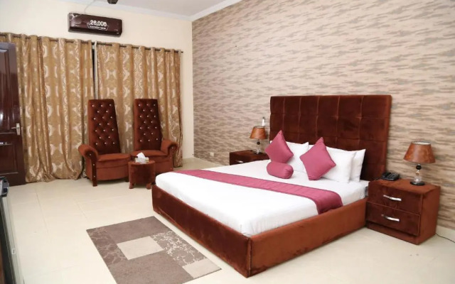 Westin Suites Guest House