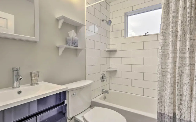 Spacious Getaway W/deck - Walk to Nantucket Sound!