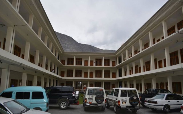 Hotel Shaheen