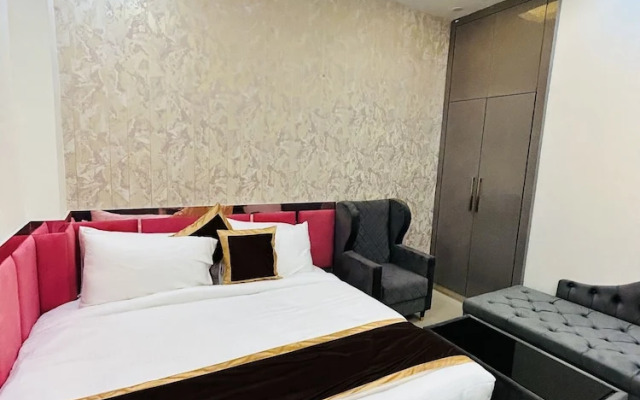 Shree Jee Hotel