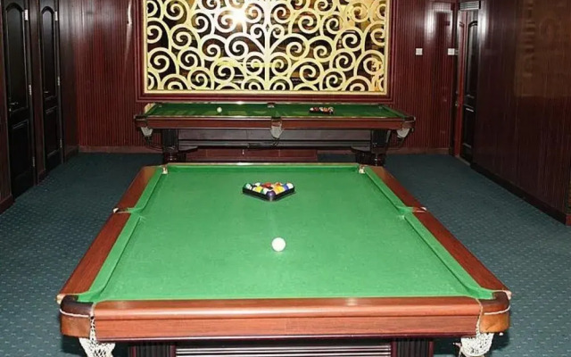 Beijing Floral Plaza Hot Spring Hotel