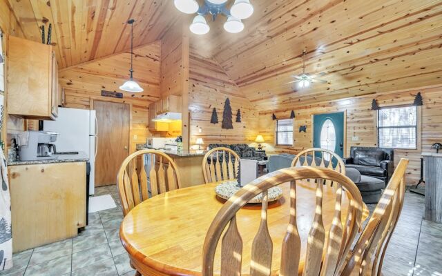 Bear Trail 2 Bedroom Cabin by Redawning
