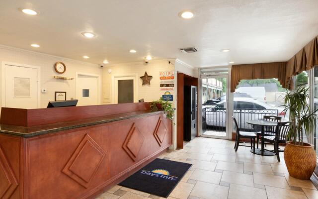 Days Inn by Wyndham Austin/University/Downtown