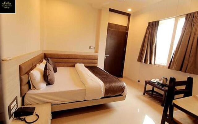 Fabhotel Prime Now Hotel & Resort