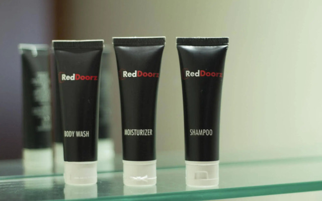 RedDoorz @ Gegerkalong Girang