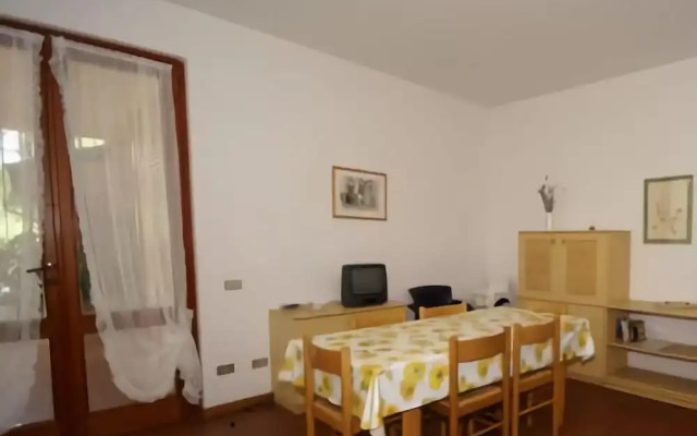 Luxurious Bungalow in Garda With Swimming Pool