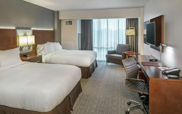 DoubleTree by Hilton Omaha Southwest