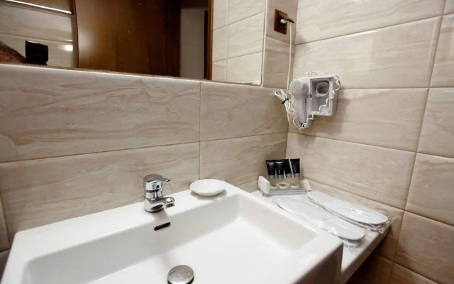 Ariadni Hotel Bungalows