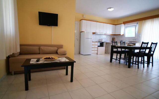 Sithonia Lodge Holiday Homes
