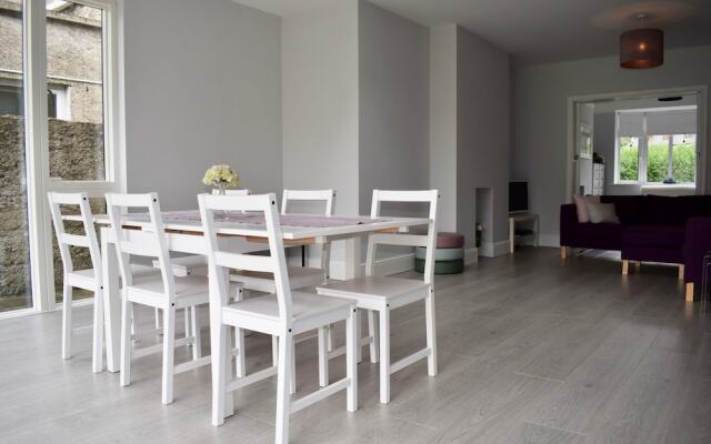 Modern Home In Dublin 6W Near City