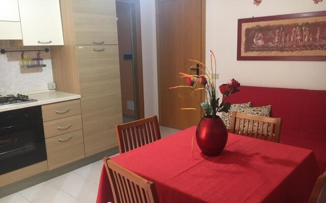 The Wisteria Apartment Near to Main Beach