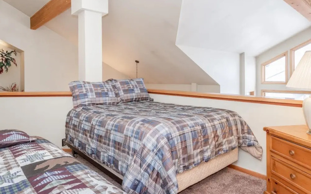 Snowcreek #856 Phase V