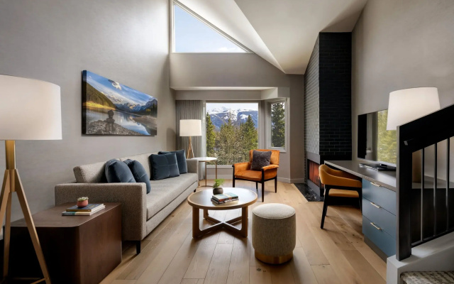 Kananaskis Mountain Lodge, Autograph Collection