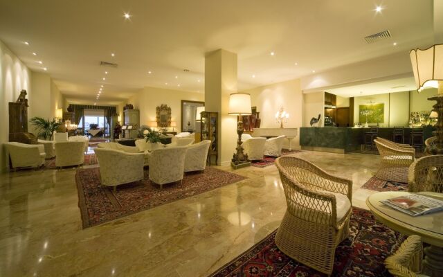National Hotel