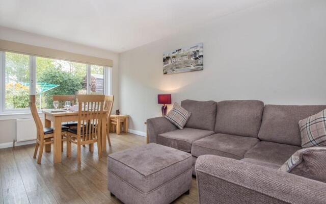 58 Moray Park
