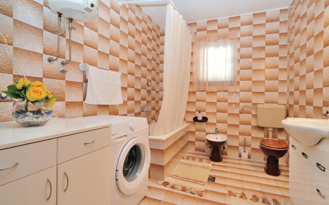Awesome Home in Vinjerac With Wifi and 3 Bedrooms