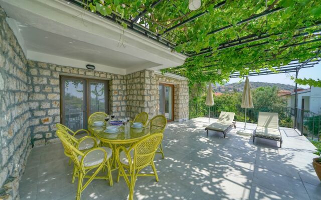 Villa Lycia