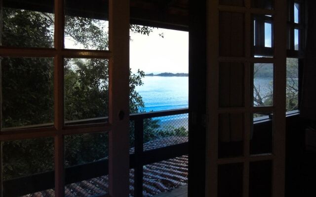 Casa em Ubatuba com Vista para o Mar