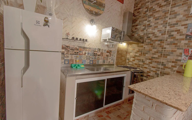 Chale aconchegante a 5 minutos da Praia do Pereque