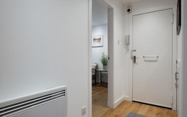 Stepping Stone Apartment