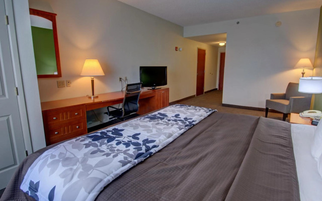 Sleep Inn & Suites