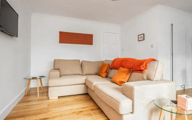 Flat 1, 69 Macewen Drive