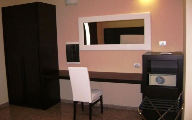 Euro House Suites Rome Airport