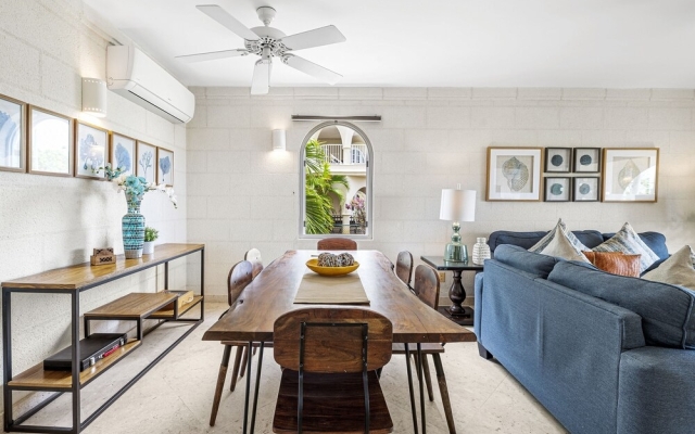 Royal Apartment at Westmoreland