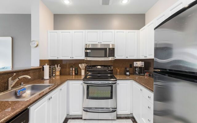 Belltown Perch explore like a local