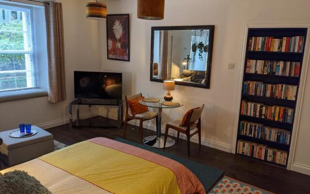 Luxury Suite with Terrace