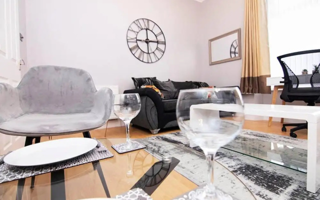 1BR Summit Holburn - Cosy Flat With Ultrafast Wifi