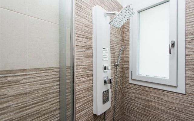 Galileo Suites Apartments