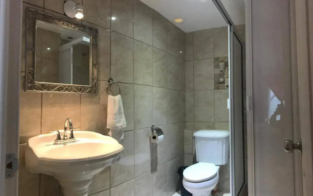 Hotel & Suites Cerro Rojo