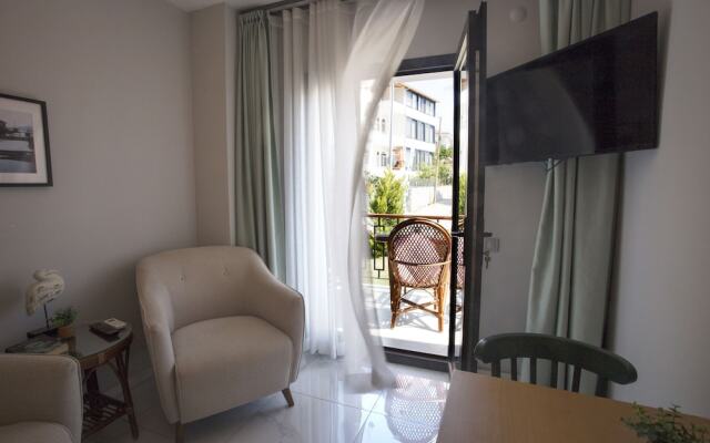 Pharos Boutique Hotel