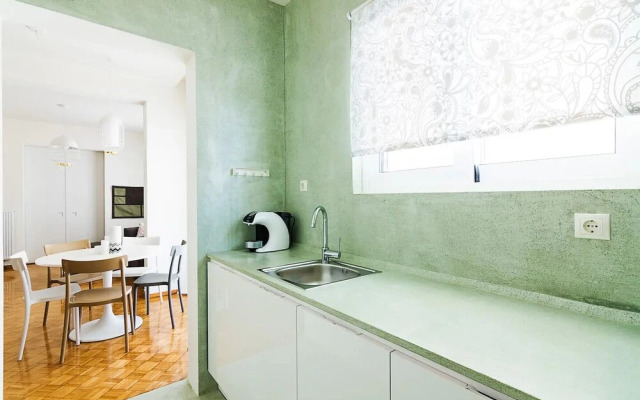 Brand new , Stylish 2 bedroom apartment