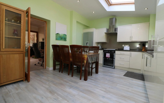 Dumbreck House - Glasgow