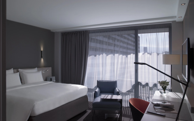 Pullman Paris Tour Eiffel Hotel