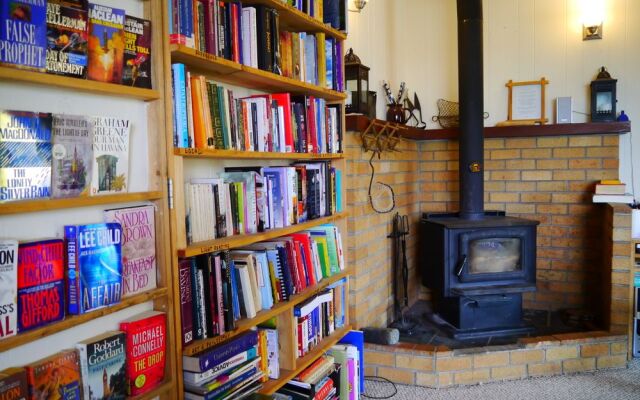 Tofino Travellers Guesthouse