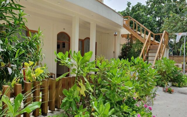 Ocean Beach Maldive