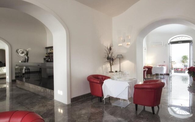 Palazzo Brunaccini Boutique Hotel
