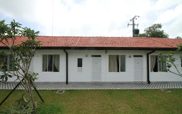 OYO 272 Garden Beach