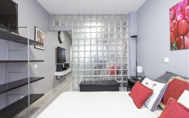 Rentalis Gran Via Chueca