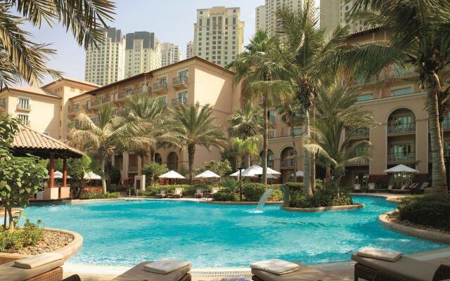 Отель The Ritz-Carlton, Dubai