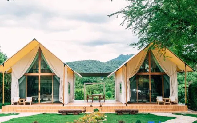 Wonder Mountain Resort