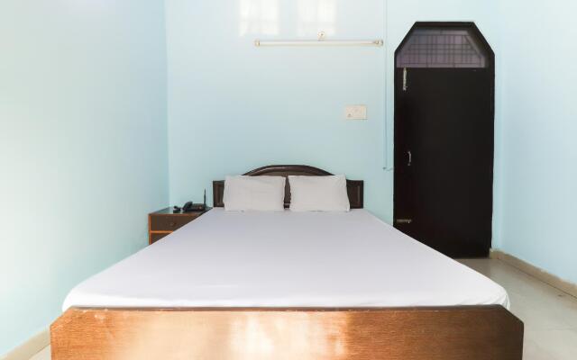 Satkar Guest House by OYO Rooms