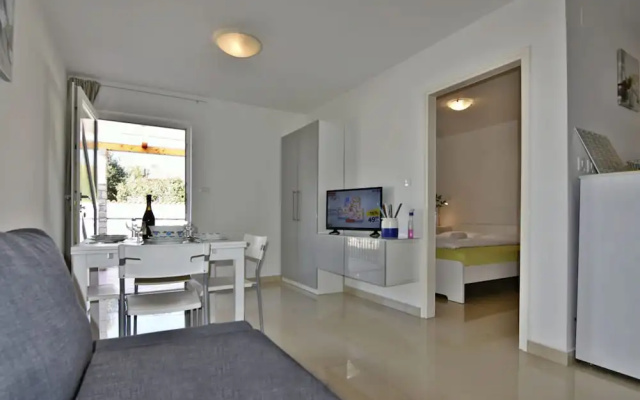 Terrace Flat 300 mt From Beach