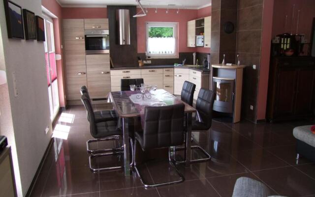 Ferienhaus "Kräuterhexe" mit Wasserbett 200x200cm