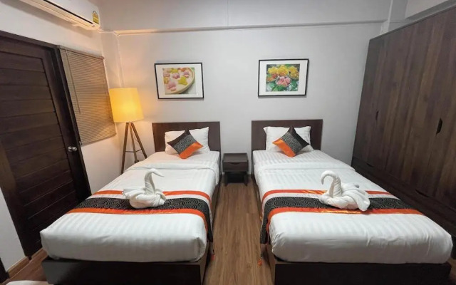 The Bedrooms Maeklong Service Apartment