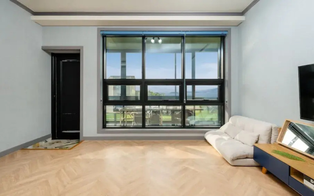 Jigeum Yeosu Ocean View Pension