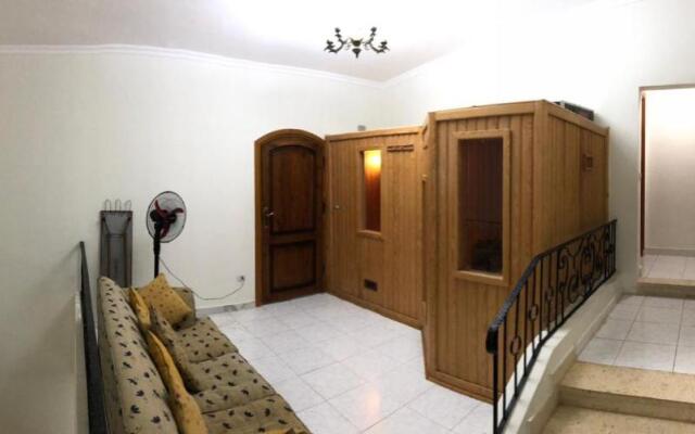 فيلا للإيجار اليومي والاسبوعي والشهري في مارينا 5